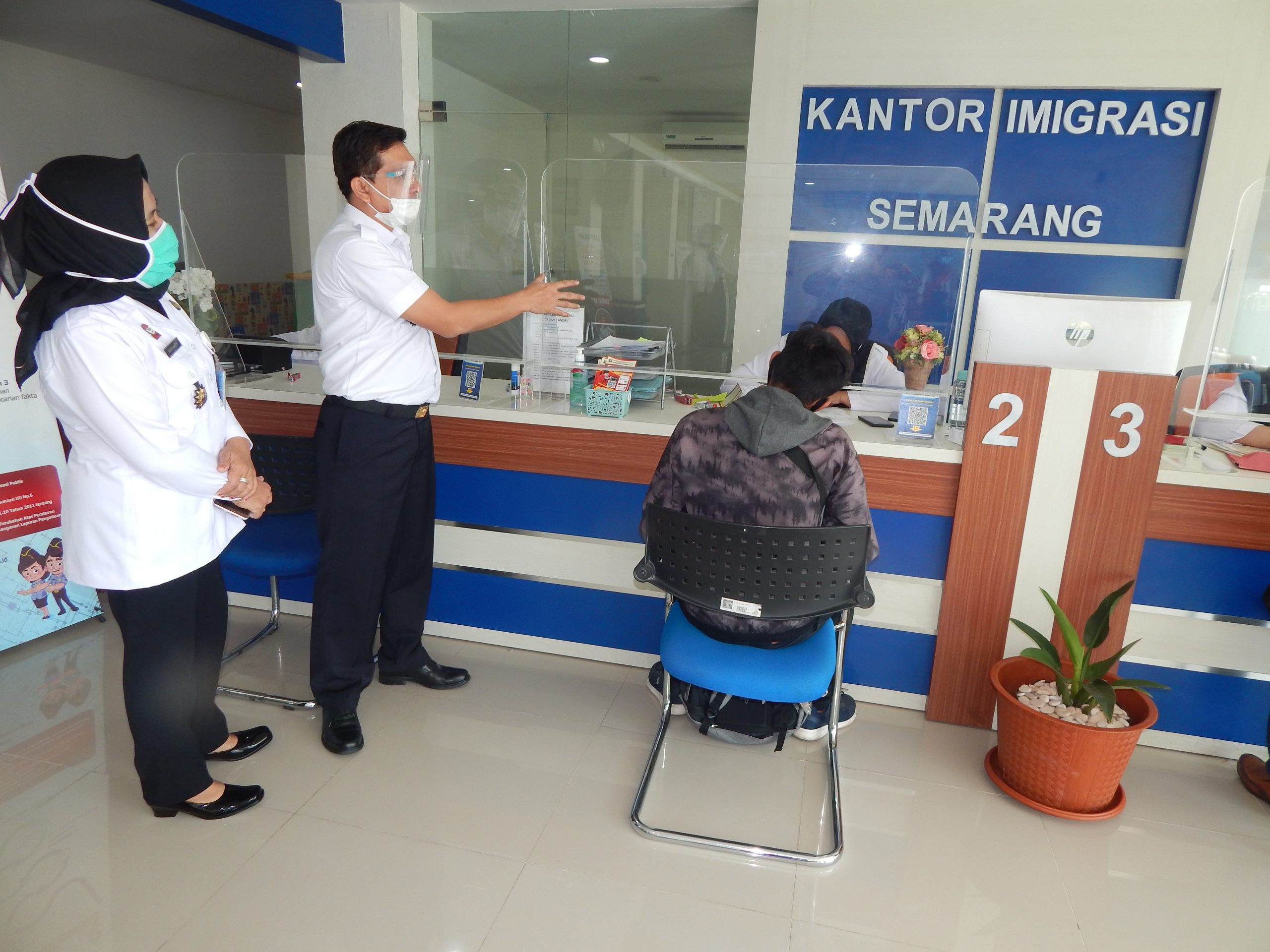 Menilik Dari Dekat Pelayanan Publik Di  Kantor Imigrasi Kelas I TPI Semarang Menuju Masa New Normal