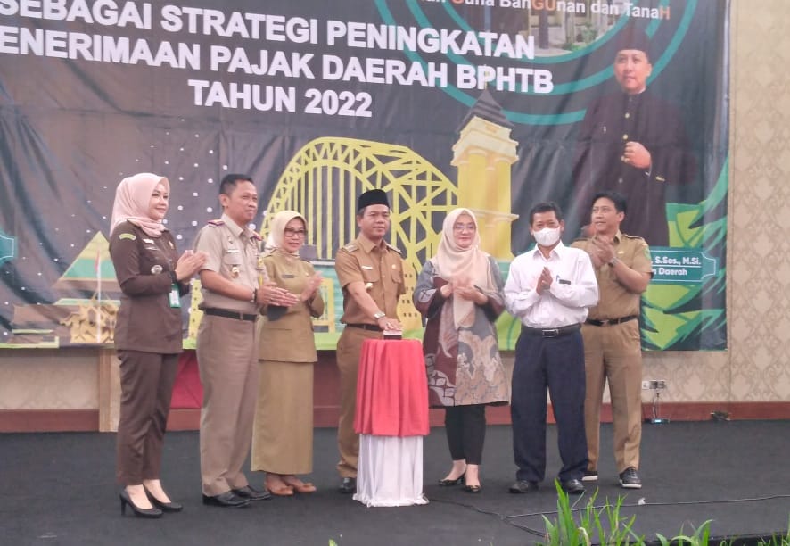 Tingkatkan PAD & Percepatan Pelayanan, Bupati Bandung Melaunching Aplikasi E- BPHTB